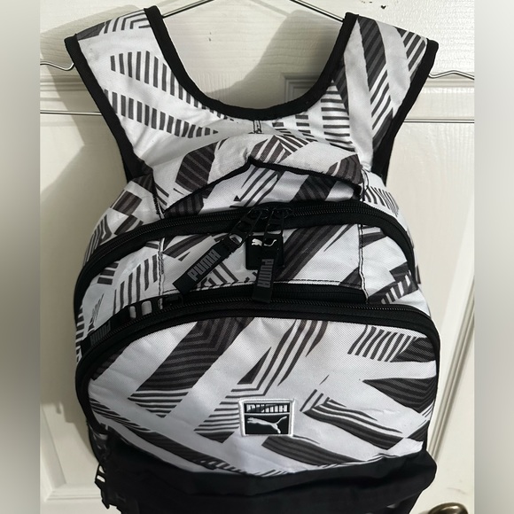 PUMA Full-Size Backpack TONS of Storage Laptop Cell Tablet Black White Gray - Picture 3 of 15